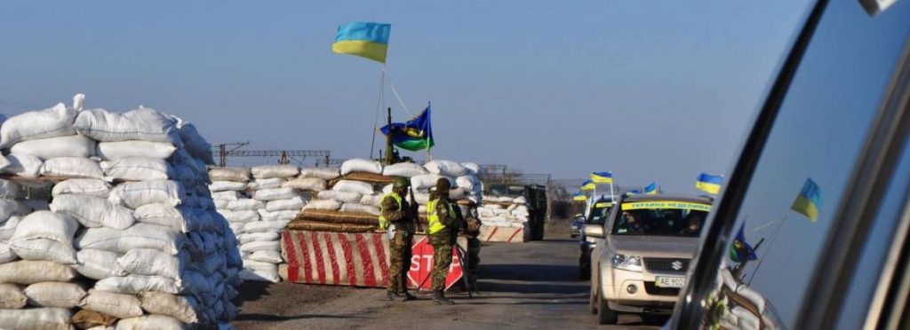 Правила поведения на блокпостах: в Минобороны дали инструкции для украинцев