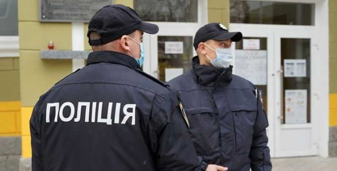 Украинским патрульным теперь можно носить шевроны с &#171;хищником&#187; (ФОТО)