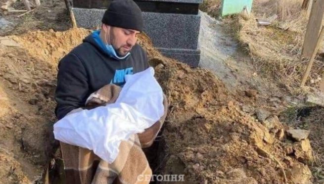 Еще одна жертва российского вторжения: во Львове похоронили малыша (ФОТО)