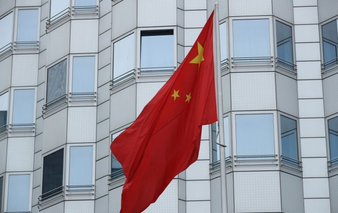 В КНР пригрозили США ответными санкциями из-за отмены выдачи виз китайским чиновникам