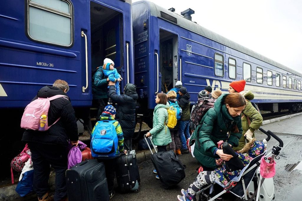11 марта жителей Житомира и Бердичева вывезут на эвакуационном поезде