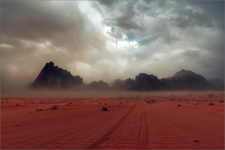 Китайские ученые начали рыть 11-километровую скважину в пустыне: чтобы понять геологию Земли