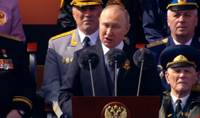 &#8220;Упредить агрессию против своей территории&#8221; &#8211; заявление Путина во время парада Победы