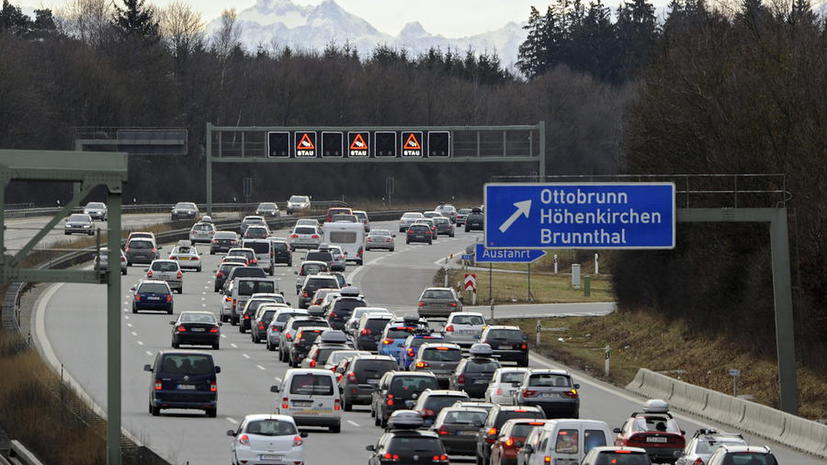 В Германии для экономии топлива временно ограничат скорость на автобанах