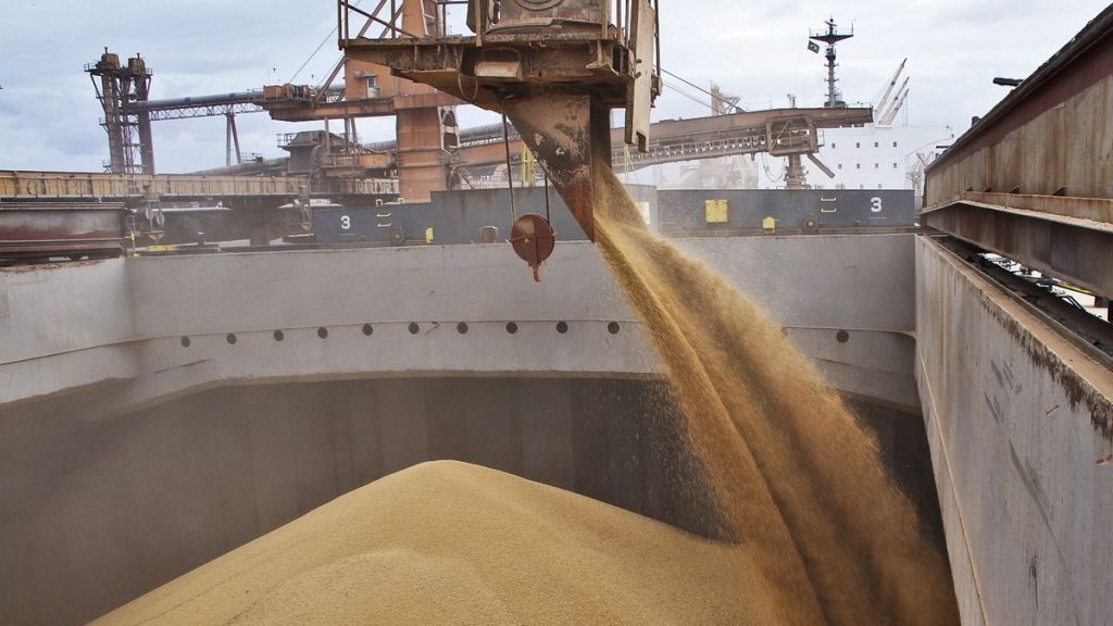 Лавров назвал условие возобновления экспорта украинского зерна
