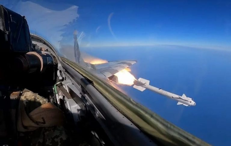 Самолеты стратегической авиации РФ нанесли ракетный удар по Одесщине