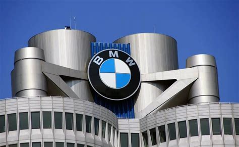 В BMW заявили о мгновенной остановке производства без российского газа