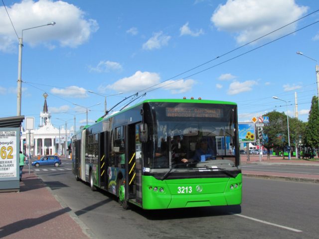 В Харькове возобновляется работа наземного общественного транспорта
