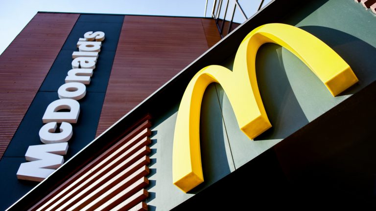 McDonald’s готовится к возобновлению работы в Украине