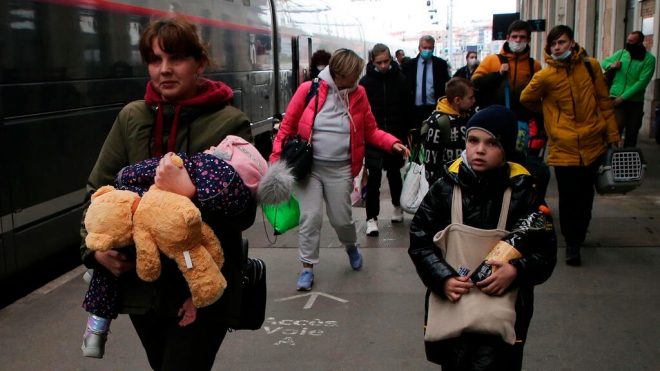 Почти 5 миллионов украинцев получили статус беженцев в странах Европы – ООН