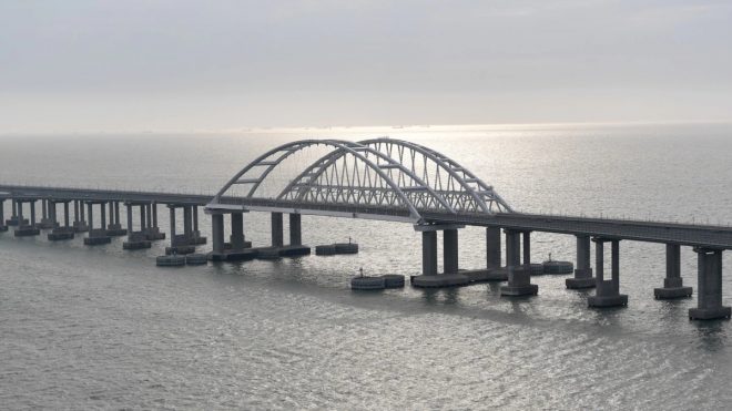 Керченский мост станет “целью номер один” для ВСУ после получения оружия – генерал Марченко