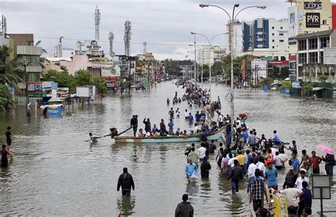 31 человек погиб из-за наводнений, вызванных обрушившимися на северо-восток Индии мощными ливнями