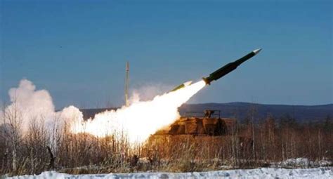 Обновлено: Россия выпустила 6 ракет по Кременчугскому НПЗ и 2 по ТЕЦ