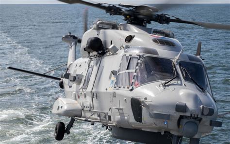 Норвегия разрывает контракт на военные вертолёты НАТО через 20 лет после их заказа и требует вернуть почти €500 млн. &#8211; Die Welt.