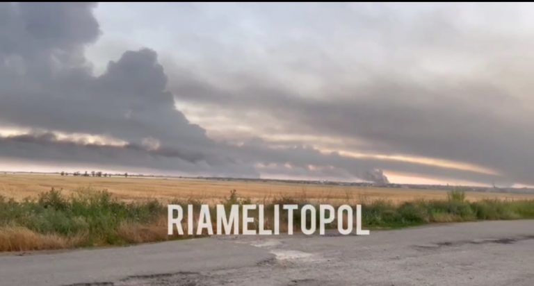 В Мелитополе горит аэропорт, на котором находится база российских военных, &#8211; местные СМИ