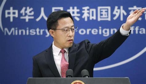 Китай предупреждает США &#8220;не играть с огнем&#8221; над Тайванем