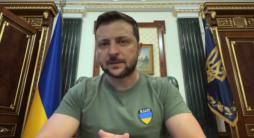“Восстановление Украины – то, что нужно делать прямо сейчас”: вечернее обращение Владимира Зеленского