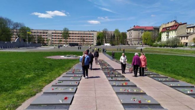 Во Львове уничтожат захоронения советских солдат, погибших в боях с гитлеровскими захватчиками