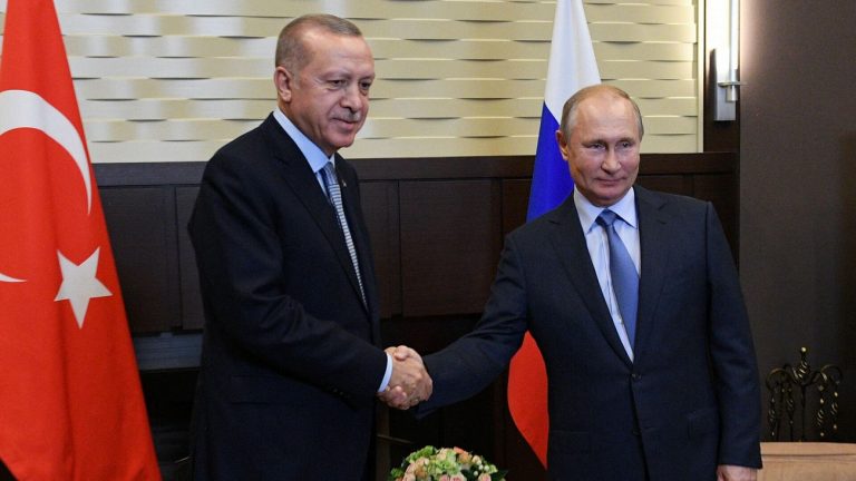 Путин и Эрдоган в Сочи договорились развивать двусторонние отношения