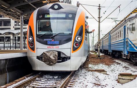 &#8220;Укрзализныця&#8221; отменяет харьковские пригородные и региональные поезда