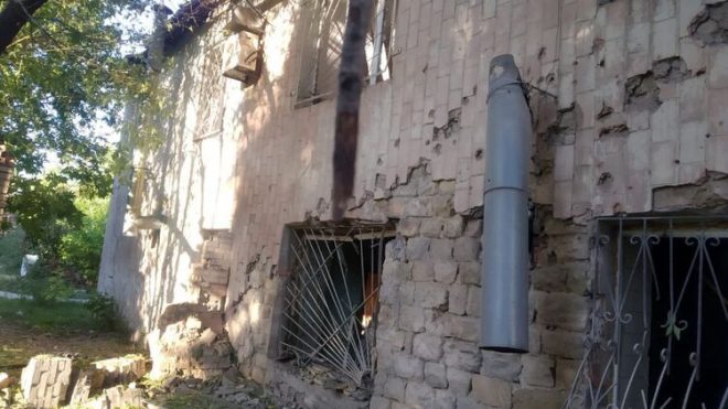 За сутки РФ атаковала в Донецкой области 18 населенных пунктов: ранены 10 взрослых и ребенок (ФОТО)