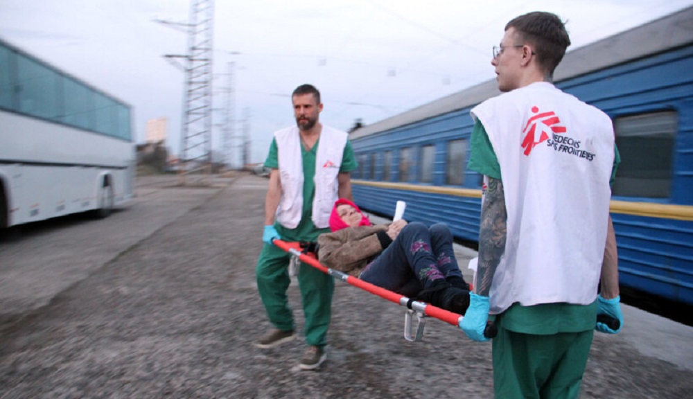 Спасли 1,5 тысячи человек: &#8220;Врачи без границ&#8221; эвакуируют из Украины тяжело раненых и больных