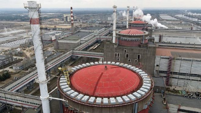 МАГАТЭ: На Запорожской АЭС продолжаются обстрелы, под угрозой реакторы