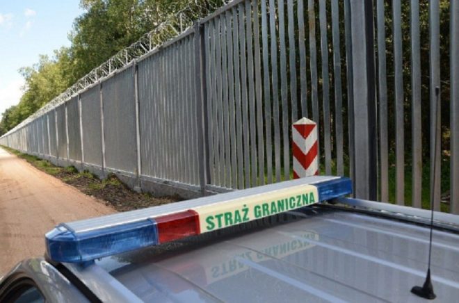 Польша завершила строительство ограждений на границе с Беларусью