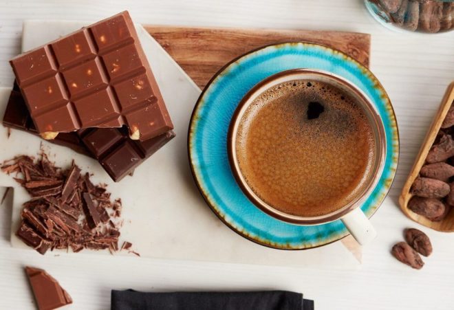 Кофе и шоколад осенью частично заменяют витамин D &#8211; врачи