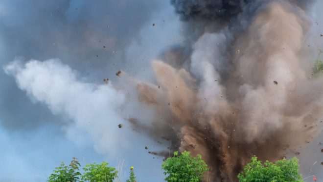 На окраине Киева слышны взрывы: идет процесс разминирования