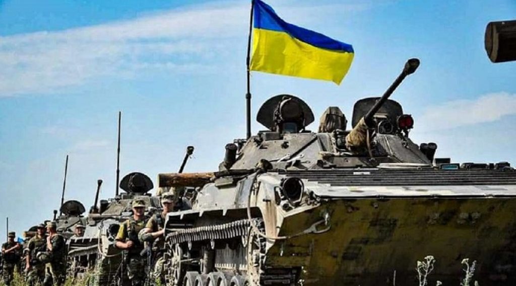 Украинская армия пошла в контрнаступление под Бахмутом и теснит россиян &#8212; NYT