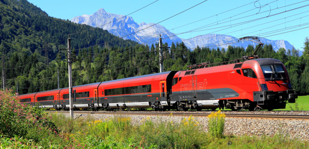 Поезда Австрии завтра полностью прекратят движение