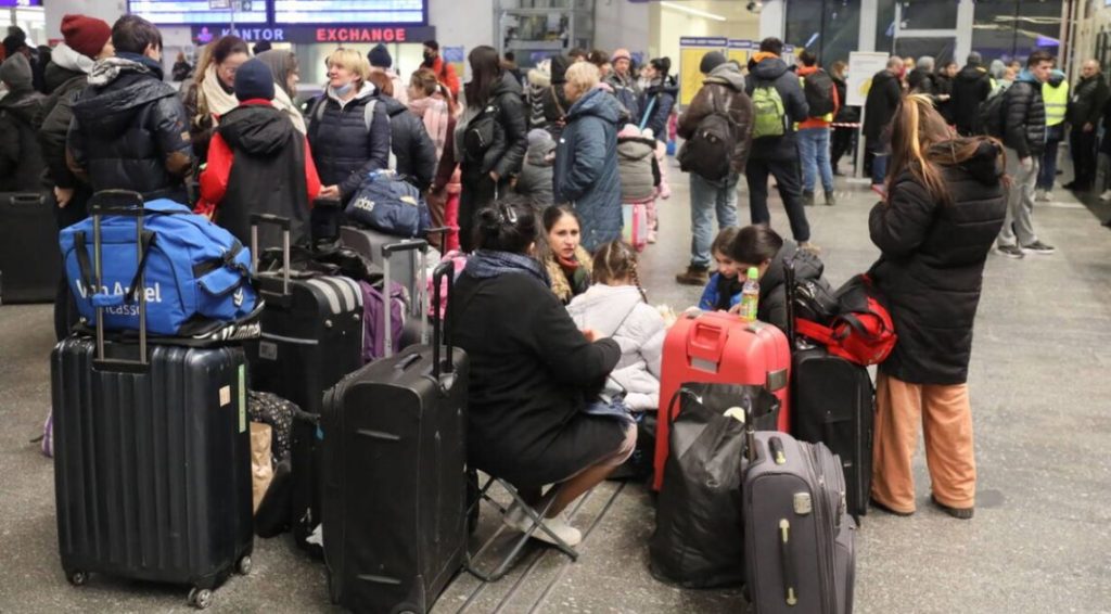 В Швейцарии упростят трудоустройство украинских беженцев, имеющих вид на жительство