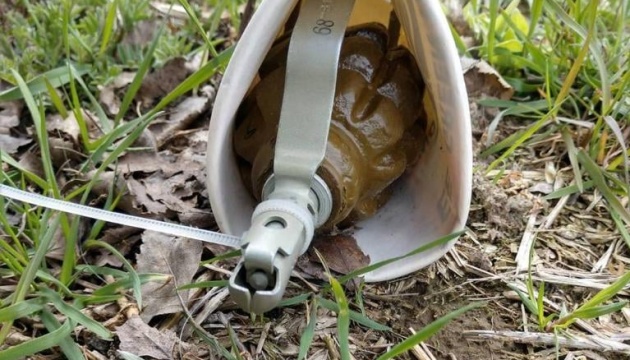 Лишился части ноги: житель Херсонщины задел взрывчатку в лесу