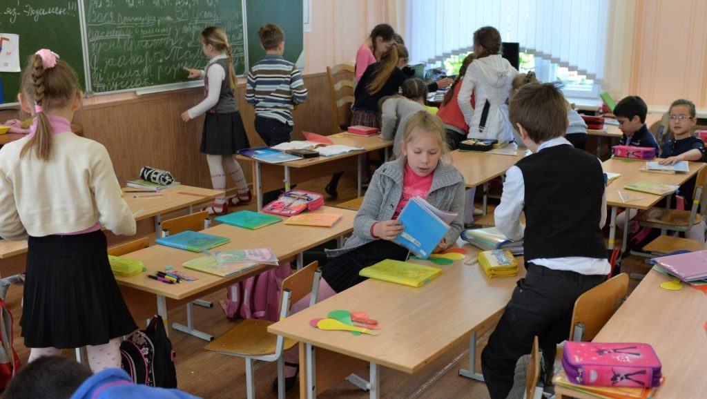Литва планирует до конца года построить в Украине шесть школ-бомбоубежищ