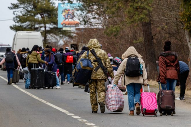 Из Купянской громады на Харьковщине эвакуируют мирных жителей: подробно