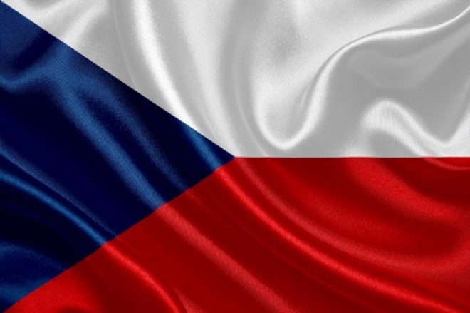 В Чехии правительство поддержало продление виз временной защиты для украинцев до марта 2024 года