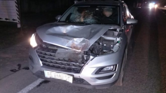 На трассе Одесса-Рени водитель Hyundai Tucson сбил пешехода, который шел по неосвещенной дороге
