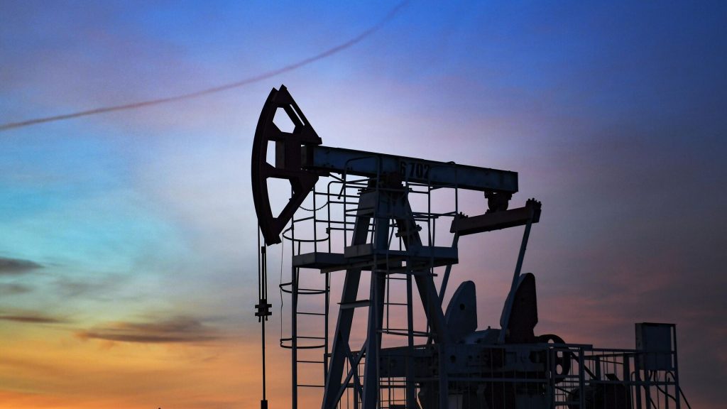 РФ не может вывести из Индии доходы от продажи нефти на миллиарды долларов — Bloomberg