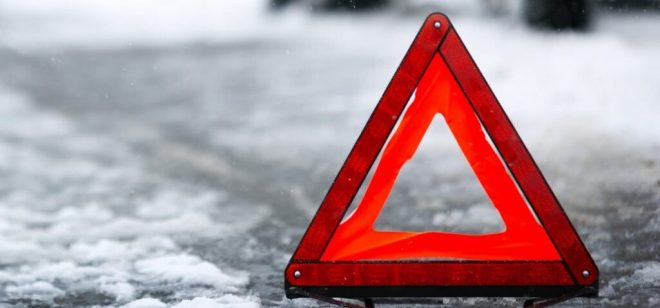 Citroen в Тернопольской области врезался в маршрутку: водителя легковушки госпитализировали