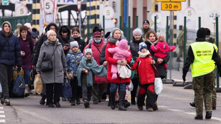Пересечение границы Украины с детьми: как изменились правила в 2023 году