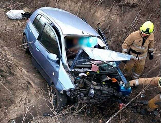 На трассе от Решетиловки до Днепра в ДТП погибли 2 человека: авто Hyundai Getz съехало в кювет