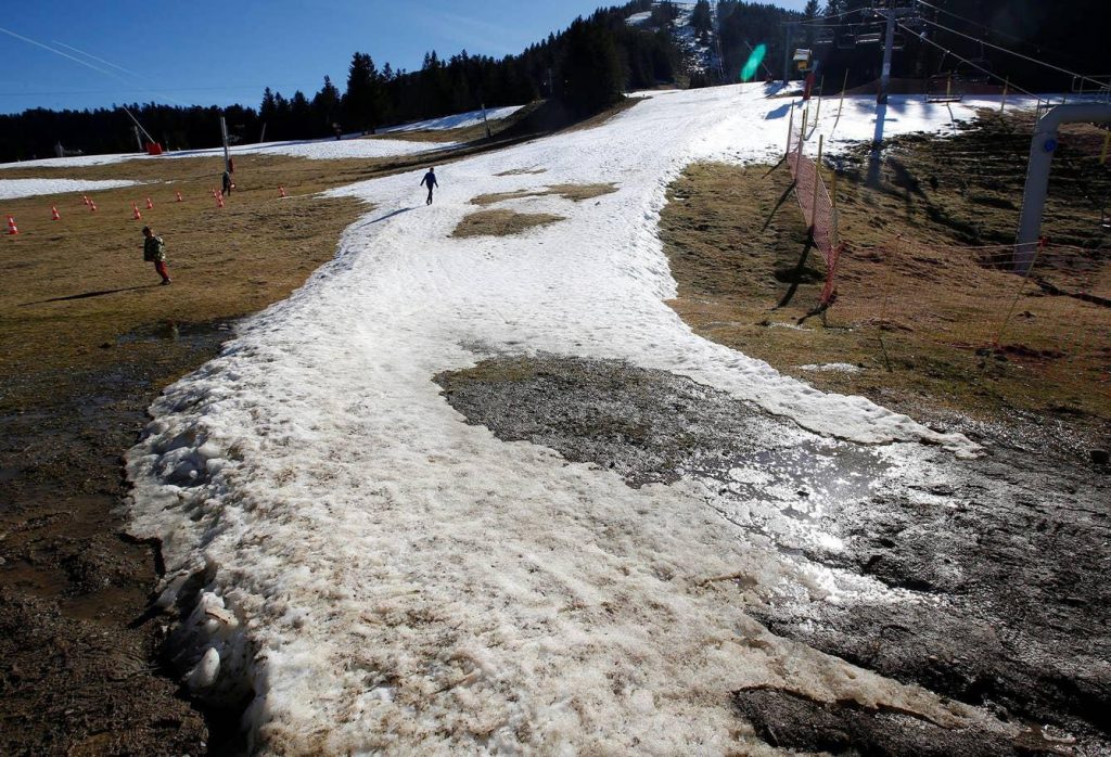 В Европе из-за аномально теплой зимы закрываются горнолыжные курорты