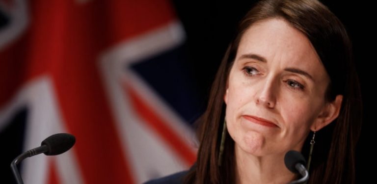 &#171;У меня нет энергии&#187;: премьер-министр Новой Зеландии подала в отставку