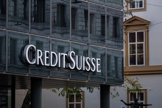 Швейцарский банк Credit Suisse заморозил российские активы на 19 млрд долларов &#8212; СМИ