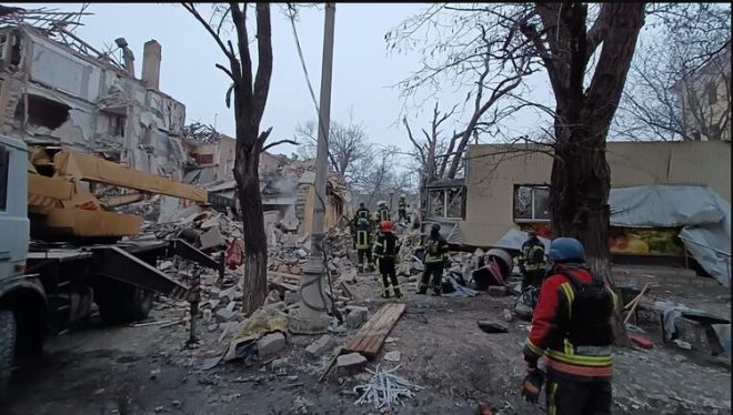 Ракетный удар по дому в Краматорске: 18 раненых, 3 погибших