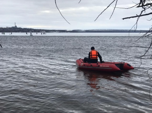 41 рыбак на Днепропетровщине был спасен с дрейфующей льдины