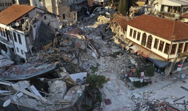 Турцию снова всколыхнуло сильное землетрясение