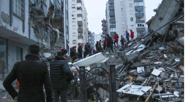 Количество жертв землетрясений в Турции и Сирии превысило 45 тысяч