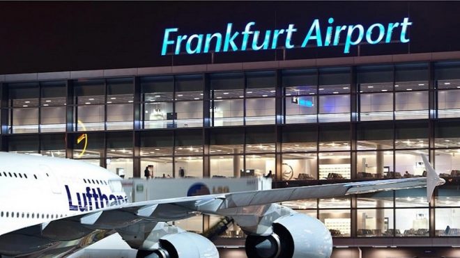 В аэропортах Германии сегодня массовые забастовки: отменят 1100 авиарейсов